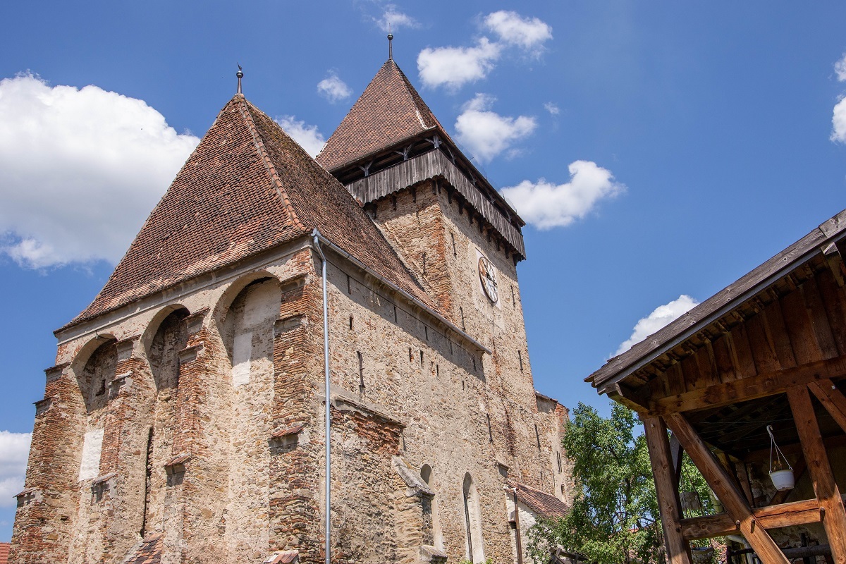 Fortified Church Axente Sever / Frauendorf