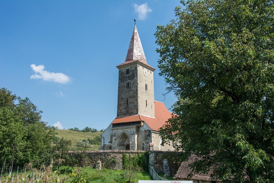 Biserica Fortificată Curciu